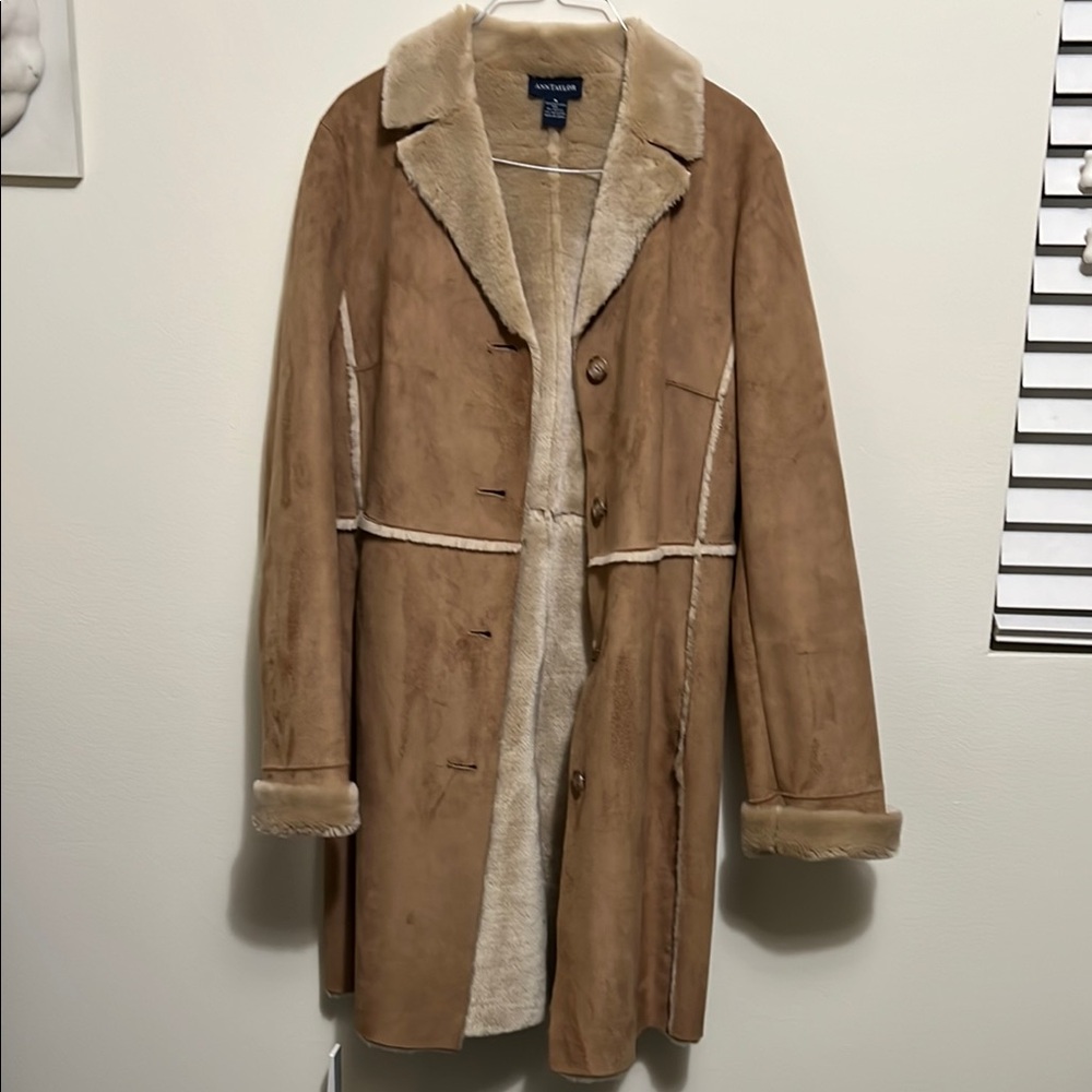 ANN TAYLOR SHERLING COAT